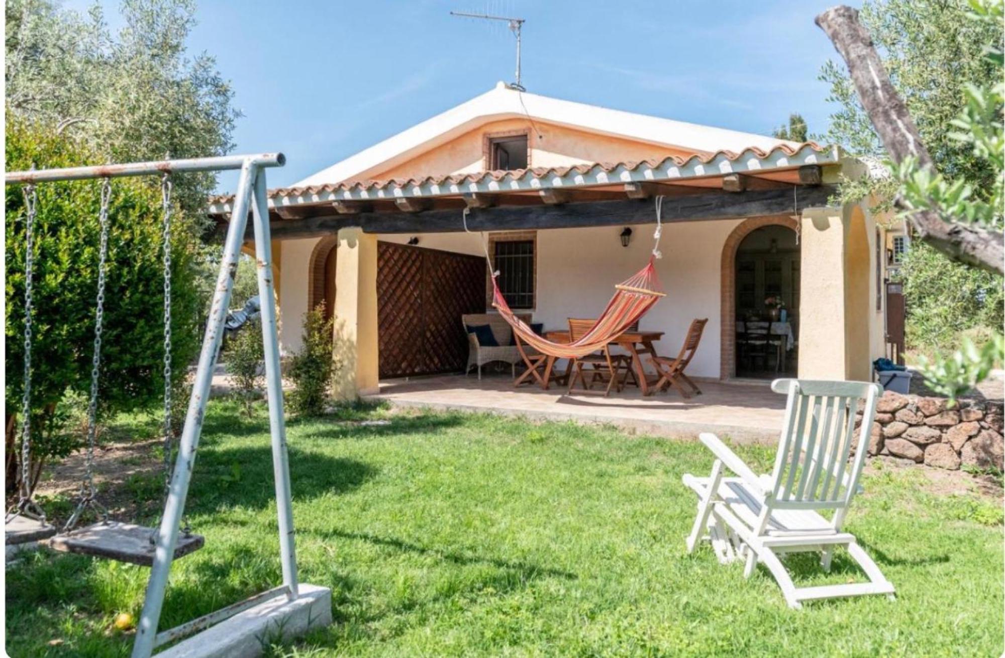 Вілла Casa Su Barone 1 Орозей Екстер'єр фото
