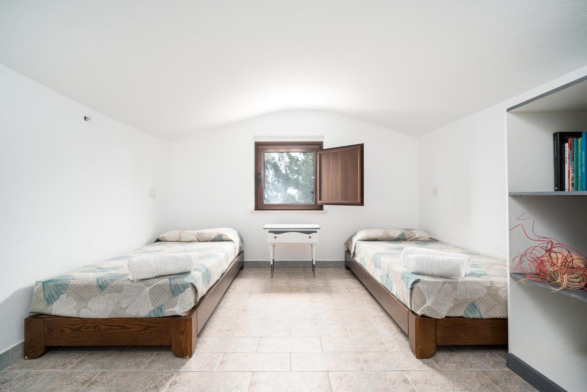 Вілла Casa Su Barone 1 Орозей Екстер'єр фото